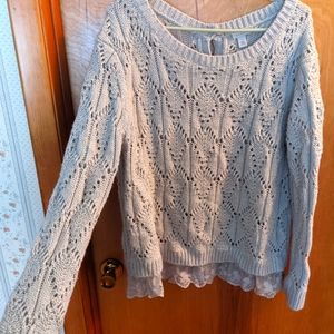 Hinge sweater